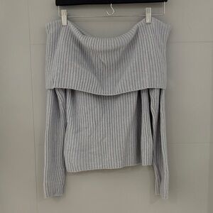 Wilfred Light Gray Off-Shoulder Sweater